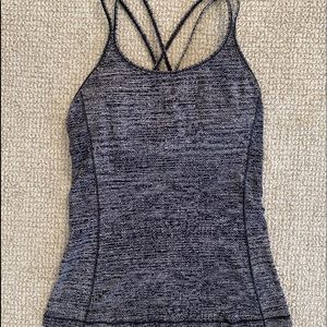 Lulu Lemon women’s sports top